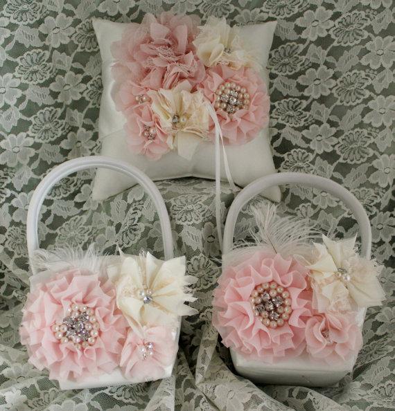 زفاف - 2 Ivory or White Flower Girl Baskets and 1 Matching Ring Bearer Pillow-Feathers,Chiffon Flowers, Lace, Pearls and Rhinestones