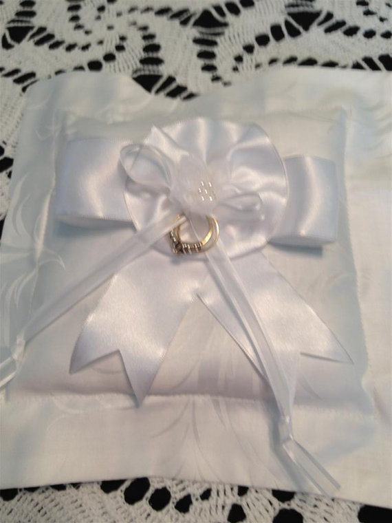 Wedding - Ring Bearer Pillow