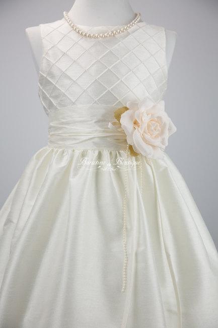 Mariage - Ivory dress, Ivory flower girl dress, special occasion dress, communion dress flower girl dresses