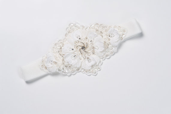 زفاف - Garter , wedding garter , Beaded lace flower garter - Doriane