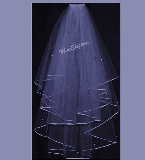 Свадьба - Bridal Veil,Wedding Veil,2 tier Waist Length  25"30"  Communion Veil,Hennight veil .Ribbon edge with detachable comb & Loops .