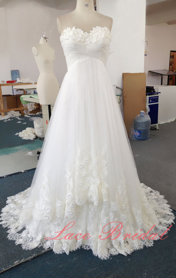 Hochzeit - Wedding Dress,Wedding Gown, Princess Style Bridal Gown, Hand-made Flower Wedding Dress, A-line Wedding Dress