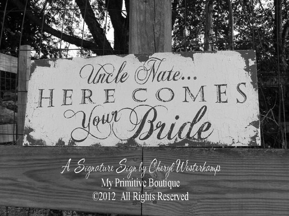 Hochzeit - PERSONALIZED Here Comes Your Bride Sign, 20x8, Vintage WEDDING SIGN