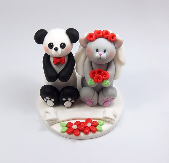 زفاف - Custom Wedding Cake Topper, Panda Bear and Grey Cat Couple, Personalized Figurines, Made To Order
