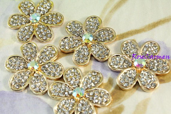 Hochzeit - 5 pcs Rhinestone Buttons - Flat Back Buttons - Flower Center - Wedding Buttons - Glass Buttons - Bridal Bouquet - 6.95
