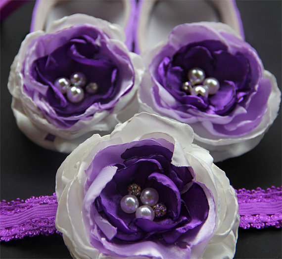 Свадьба - Baby girl purple levender Shoes,girls shoes headband set,  toddler girl shoes,  Wedding, Ready to ship, flower girls shoes, baby shoes