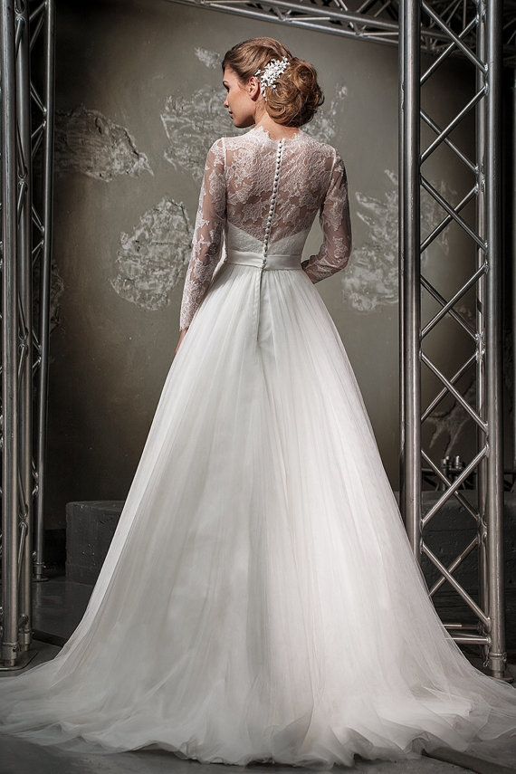 Mariage - Lace Wedding Dress.Long Sleeves Wedding Dress.Sheer Back Wedding Dress. Tule And Lace Wedding Dress.elegant Wedding Dress