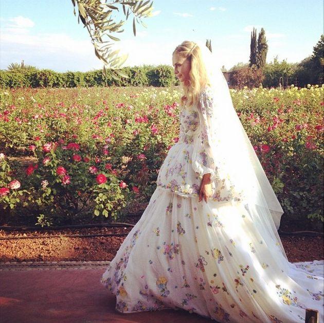 Hochzeit - Poppy Delevingne Has A Second Wedding -- This Time, Wearing Emilio Pucci