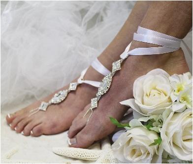 Hochzeit - Barefoot sandals, barefoot sandalsbeach wedding, wedding shoes, anklets for women,barefoot sandal, footless sandles,beach wedding sandal, slave sandals, bridal barefoot sandals, wedding barefoot sandals,