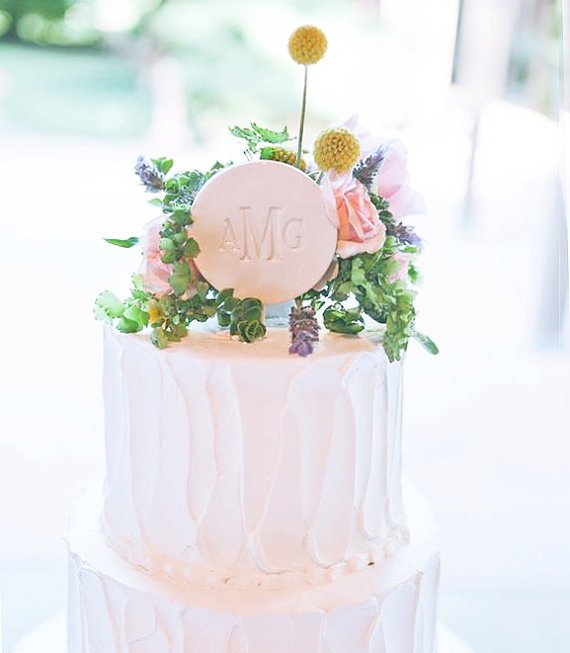 Hochzeit - PERSONALIZED Ceramic Modern Wedding Cake Topper