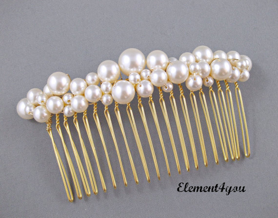 Mariage - Bridal comb pearl Hair Accessories Wedding hair piece Swarovski white or ivory pearls Beaded gold comb Veil attachment Tiara Fascinator