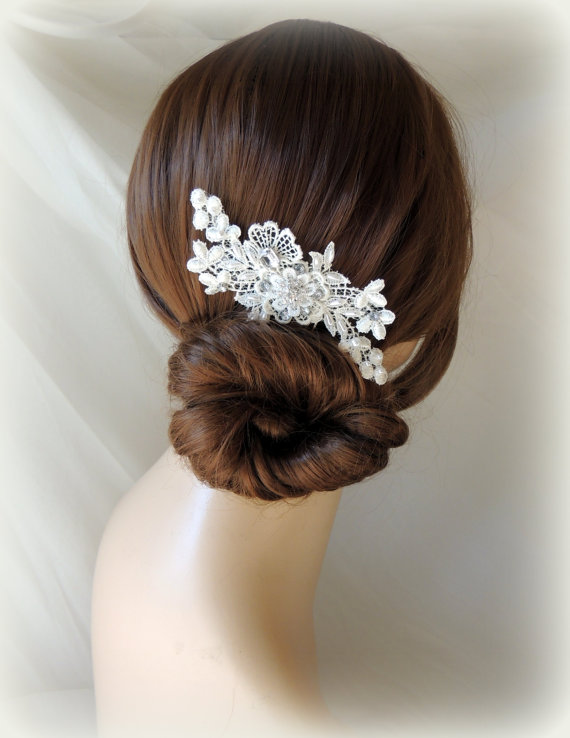 Hochzeit - Lace and Pearl Bridal Hair Comb, Wedding Hair Comb,Vintage Style Bridal Hair Comb,Bridal Wedding Hair Accessories,Vintage Style