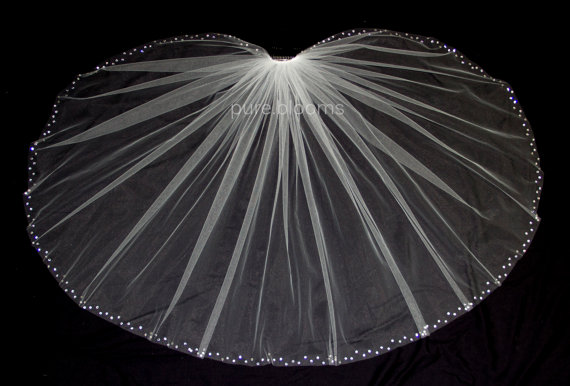 زفاف - READY TO SHIP Wedding Veil with Crystal Edge, Elbow Length (30 inch) Crystal Bridal Veil, Matte Diamond White, Style 3005