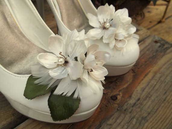 Hochzeit - Bridal Shoe Clips -off white satin flowers, pearls, satin green leaves, wedding shoe clips, flower shoe clips