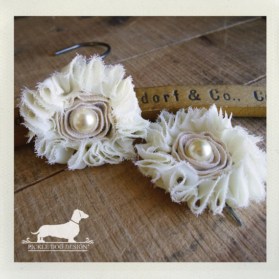 زفاف - Vintage Bride. Flower Hairpins (Set of 2) -- (Flower, Ivory, Pearl, Lace, Romantic, Wedding, Hair Accessory, Feminine, Rustic, Under 15)