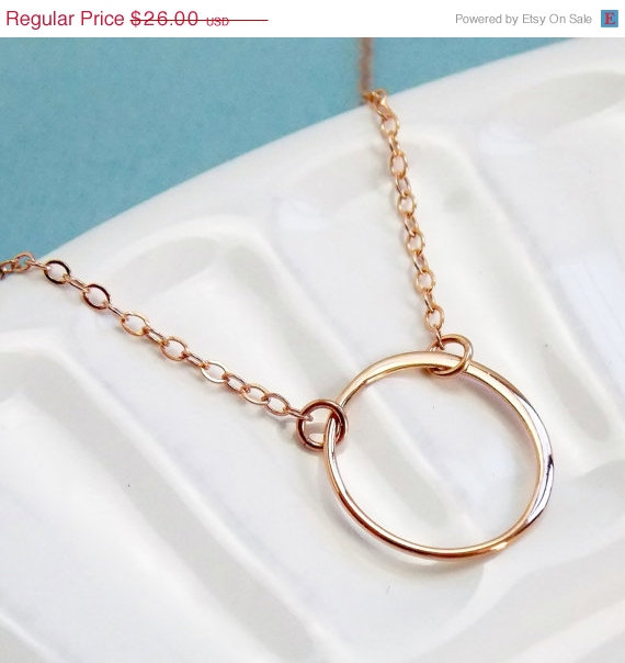 زفاف - 30% OFF SALE - Eternity Necklace / Silver , Gold or Rose Gold / Circle Necklace / Bridesmaid Gift / Wedding Jewelry / Gift for Mom