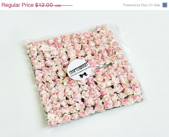 Mariage - SALE 10% OFF 144 Paper Roses / Pink / 12 Dozen Flowers / Bridal / Scrapbooking / Wedding Favors / Millinery / Baby Shower