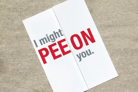 Mariage - I might pee on you. Will You Be My Bridesmaid Invitation - Will You Be My Maid of Honor Invitation - Hold My Dress While I Pee Funny Card