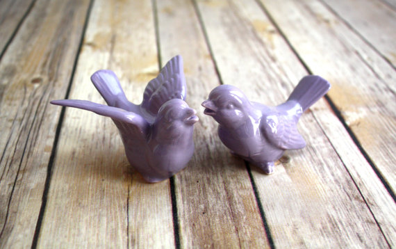 Свадьба - Wedding Cake Topper - Lovebirds in Bright Orchid.  Purple Love Bird Pair, Purple Wedding