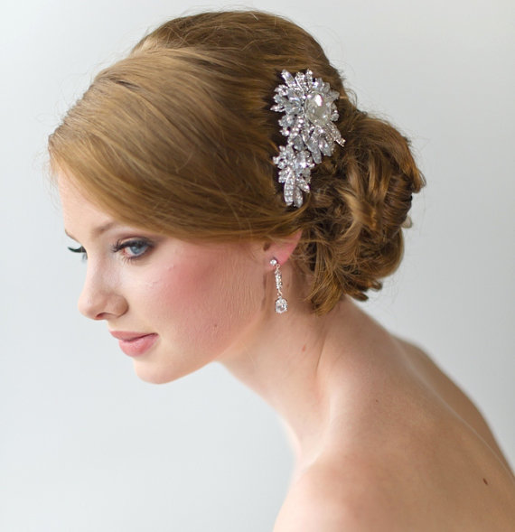 Hochzeit - Crystal Haircomb, Bridal Crystal Comb, Large Crystal Brooch, Wedding Hair Accessory