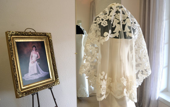 زفاف - Couture Mantilla Veil, Fingertip Length Wedding Veils, Ivory Wedding Veils Mantilla, Lace Mantilla Veil, Elbow Length Wedding Veils