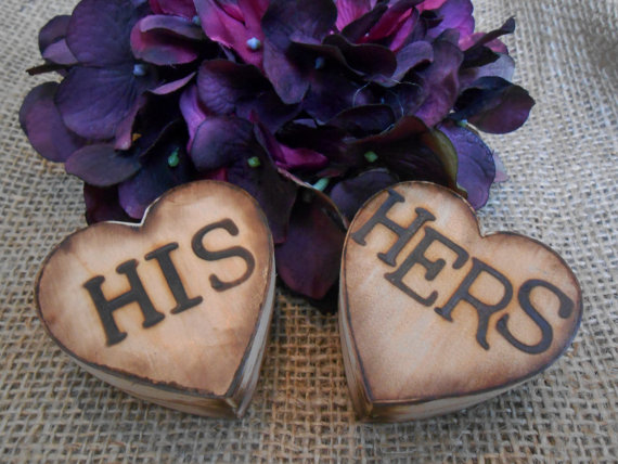 زفاف - His and Hers Rustic Heart Shaped Wedding Ring Boxes / Ring Bearer Boxes / Wedding Ring Box / Ring Bearer Pillow / Wedding Ring Pillow