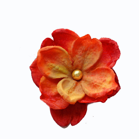 Hochzeit - Red Orange Flower Hair Pin -- Flower Hair Clip / Bobby Pin - Autumn Wedding Accessory Hydrangea