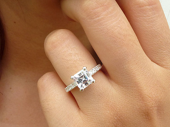 Wedding rings with square cut diamond