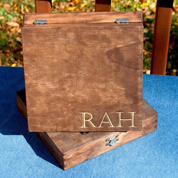 Hochzeit - Personalized Rustic Groomsmen Keepsake, Engraved Box for a Grooms Party Thank You present
