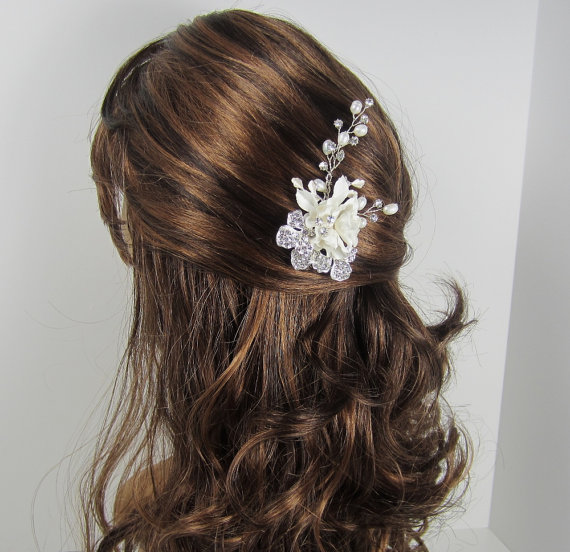 Wedding - Pearl Flower Bridal Comb, Hannah Bridal Hair Comb, Bridal hair comb, Wedding hair accessories, Bridal Headpieces, Rhinestone hair comb