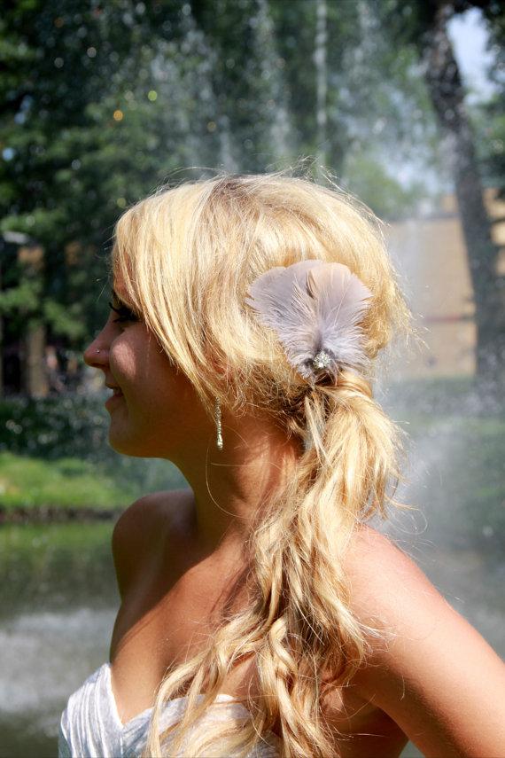 زفاف - Wedding Bridal Fascinator Feathers with Rhinestone Jewel - you choose color, wedding, prom, flowergirl, bridesmaids