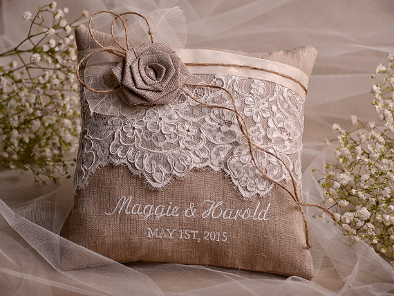 Mariage - Lace Wedding Pillow  Ring Bearer Pillow Embroidery Names, shabby chic natural linen
