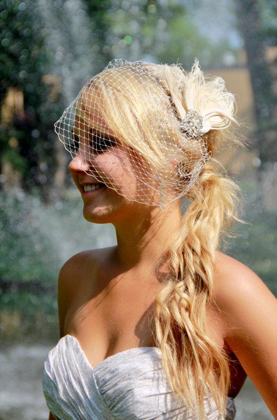 Hochzeit - Wedding Ivory bridal hair fascinator