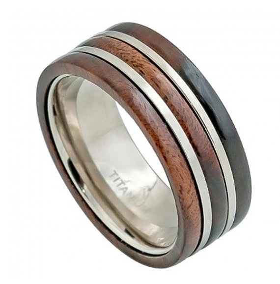 Свадьба - 9MM Wedding Engagement Anniversary Men Band Triple Wood Pipe-cut Titanium Ring with Hawaiian Koa Wood Inlay Size 8 9 10 11 12 13