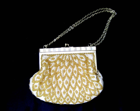 Wedding - Gold Lamé, Beaded Purse, Seed Beads, Wavy Pearl Lucite Top, Gold Chain, Hollywood Regency, Retro Clutch, Evening Wear, Vintage Wedding