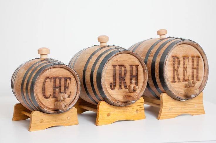 Свадьба - Engraved 2 Liter Mini Whiskey Barrel For Groomsmen Gifts