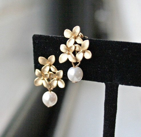 Wedding - Cherry Blossom Earrings with Pearls in Gold. Gold Flower Earrings. Bridesmaids Earrings. Wedding Jewelry. Bridal Jewelry.Delicate. Dainty.