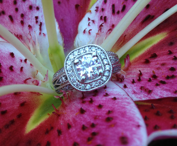 Wedding - Vintage Style Halo Engagement Ring mounted in Sterling Silver with Cubic ZIrconia (4.22 Carats)