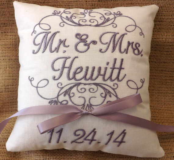 زفاف - Ring Bearer Pillow, Mr & Mrs. Ring Pillow, wedding pillow, embroidery, monogram, custom. personalized, ring bearer pillows