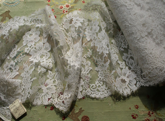 Mariage - 1 yard French vintage cotton blend wedding lace trim 12" wide lingerie dress projects sewing France Emil Katz bride bridal