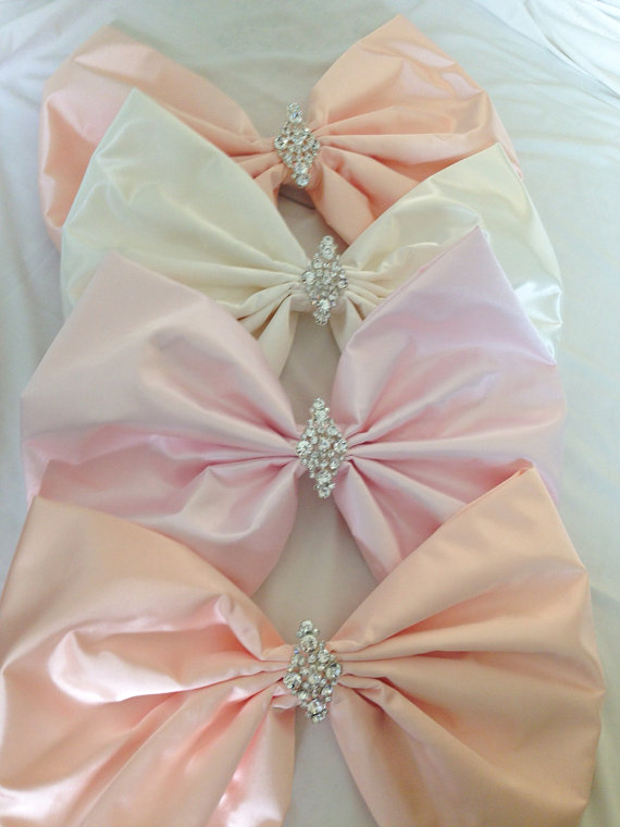 زفاف - Big Bow with crystals by Isabella Couture - Pink Bow - Flower Girl Dress - Crib Bows - ALL COLORS