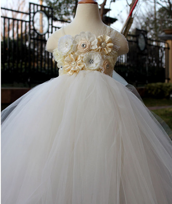 Hochzeit - Flower girl dress chiffton flowers Ivory White tutu dress baby dress toddler birthday dress wedding dress 2T 3T 4T 5T 6T 7T 8T