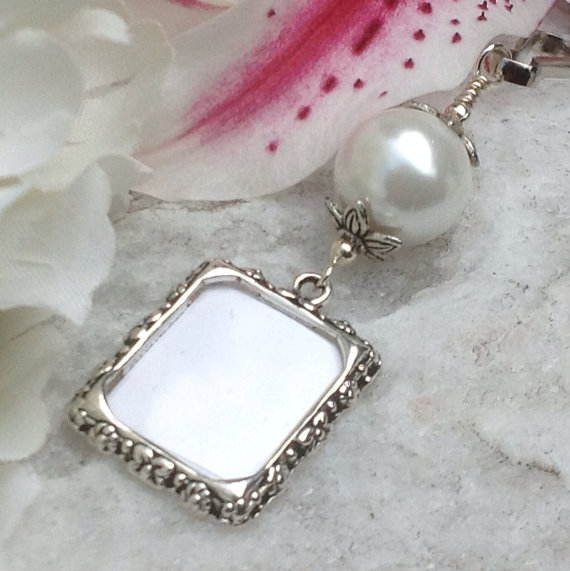 Wedding - Wedding bouquet charm. White, ivory, blue or pink pearl photo charm.