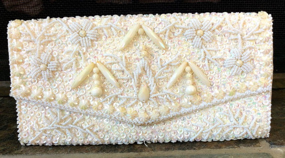 Mariage - Vintage Antique Estate Ivory Color Beaded and Sequined Clutch Evening Bag Purse Made in Hong Kong Bridal Wedding Cocktail Party