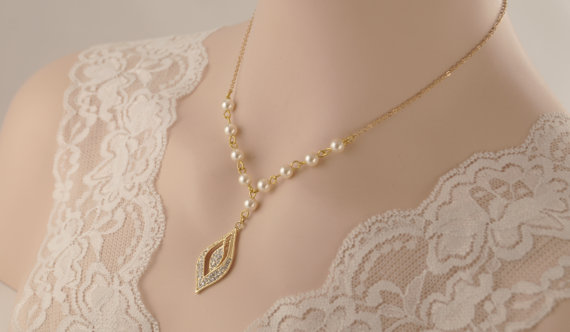 Hochzeit - Bridal necklace -18k gold plated art deco Swarovski crystal rhinestone bridal necklace -Swarovski crystal and pearl necklace-Wedding jewelry