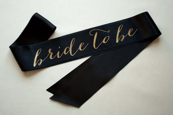 Hochzeit - Bride to be sash - Bachelorette party - Gold on black