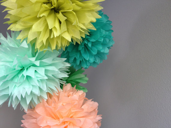 Mariage - Choose Your Colors - SALE - 5 Tissue Pom Pom - Peach Mint Apple Green Cockatoo - Wedding Decoration Party - DIY Decor Kit