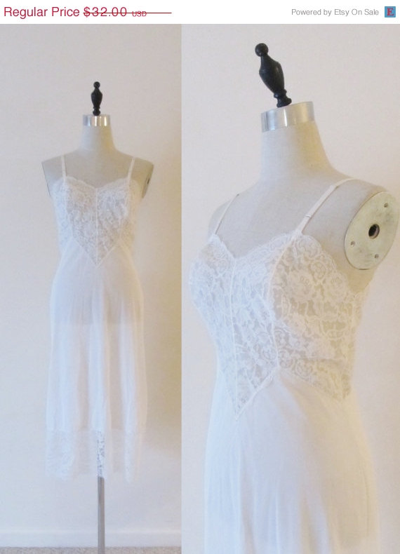 Свадьба - 40% OFF SALE Vintage 1950's Lingerie Full Slip / 60's White Satin Lace Undergarment Slip / Intimate Apparel