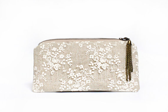 Mariage - Linen and Lace Wedding Clutch, Bridal clutches, Bridesmaid gift, Wedding gift, Vintage Wedding, Bridesmaid clutch, Personalized gift, Bag