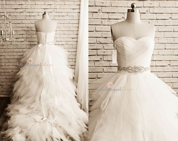 Hochzeit - Tulle Wedding Dress, Ball Gown, Tiered Wedding Dress, Bridal Dress, Romantic Wedding Gown, Long Dress, Chapel Train Wedding Dress